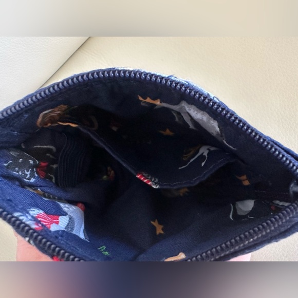 🐧❄️ NWT Vera Bradley Coin Purse in Snow Globe Motifs ❄️🐧 - Picture 5 of 8